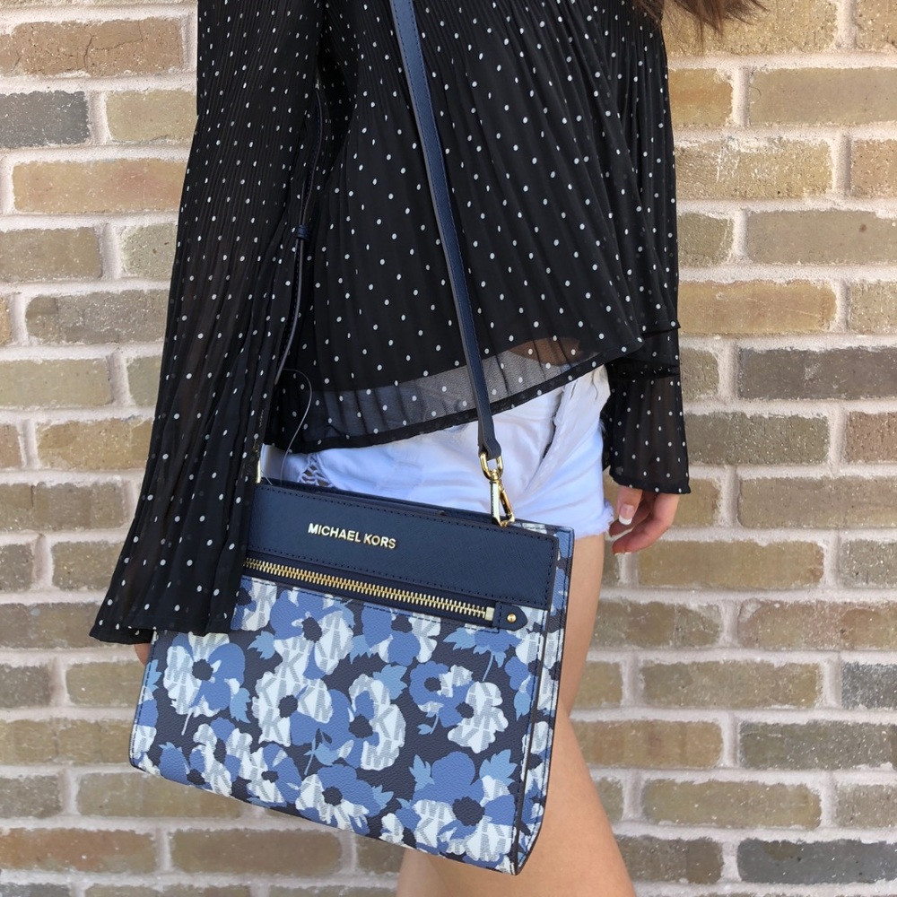BUNDLE Michael Kors Crossbody Navy floral Wallet - Picture 5 of 8